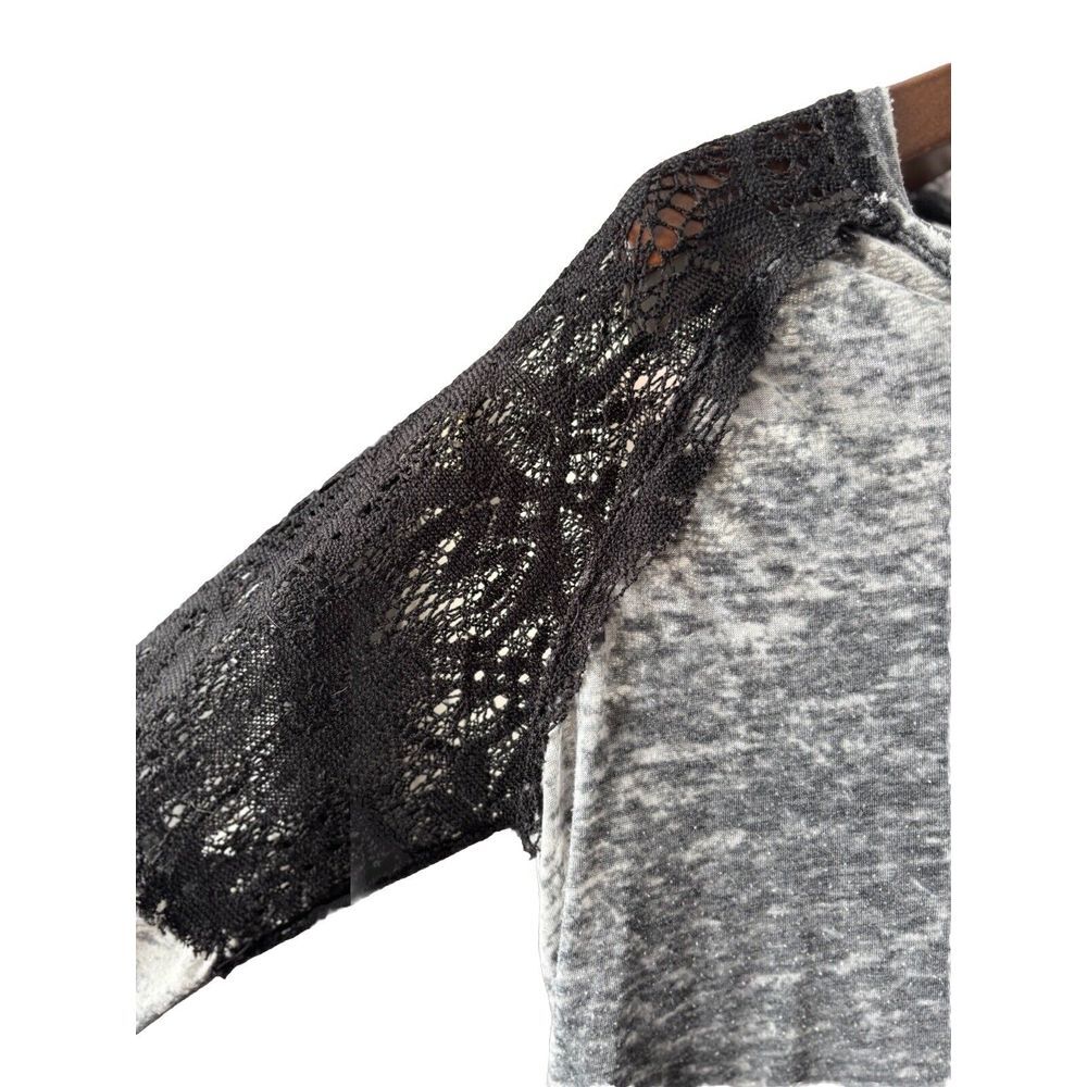 Wild Pearl S Gray Pullover Tee Lace Inlays Long Sleeve Whimsy Goth Longer Tee - Picture 7 of 7